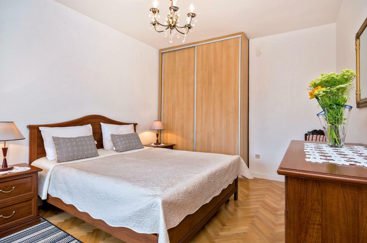 Emi Apartman *